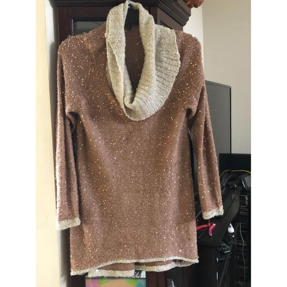 Bell dini sweater size medium